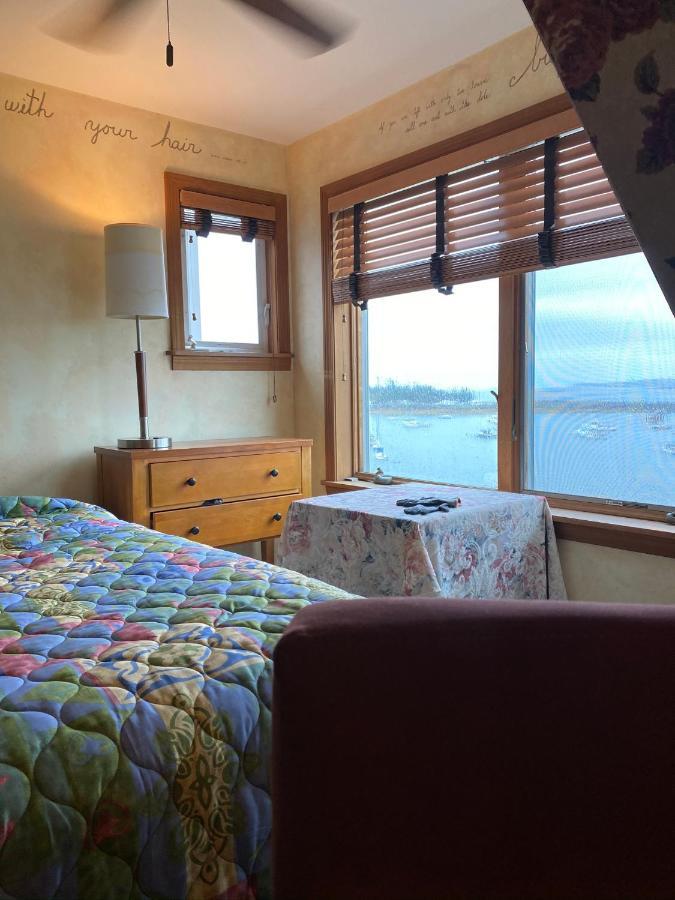 Harbor House By Umaniii In Maine Apartment Jonesport